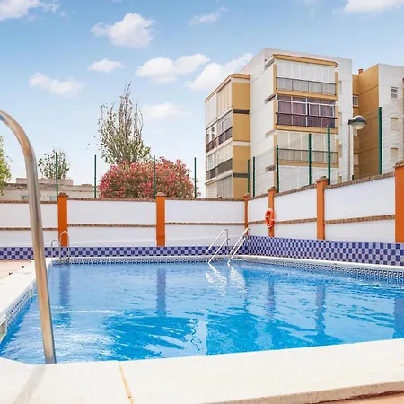 Apartment 2 Bedroom Lovely In *