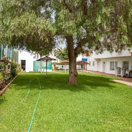 Apartment 2 Bedroom Lovely In *